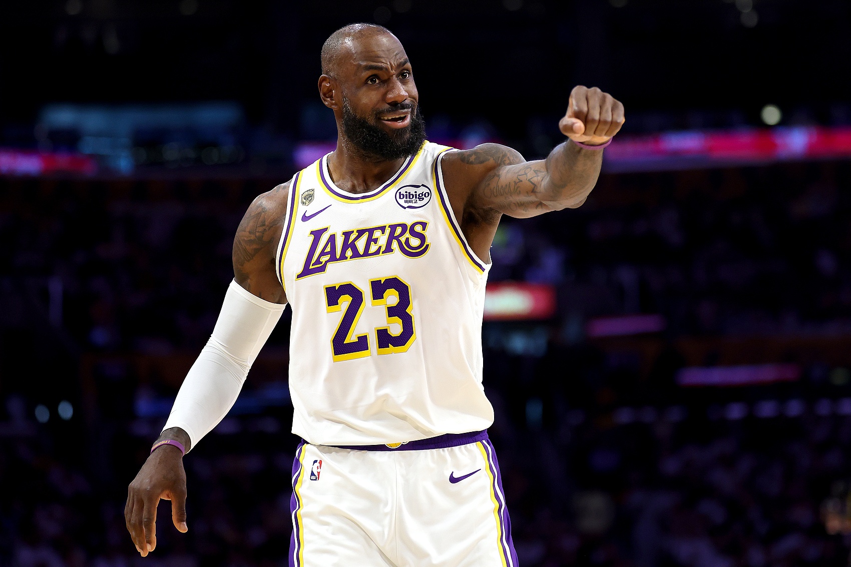 奥尼尔：詹姆斯去76人是冠军之路延续 已有四冠非蹭冠