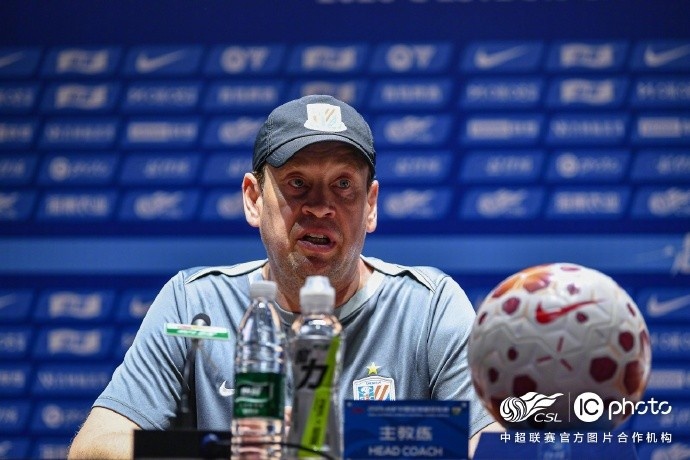 斯卢茨基宣布离任：有些事情我无法改变，是时候离开了