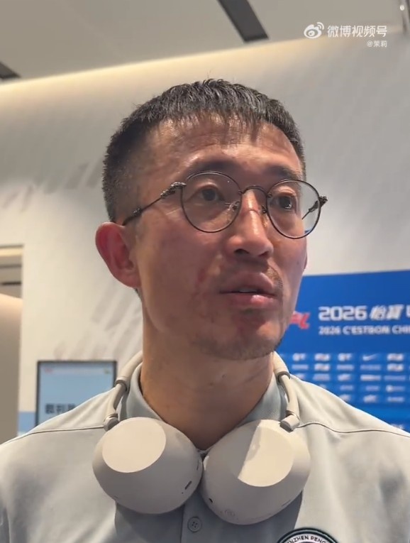 姜至鹏：干一行爱一行 年龄不是问题