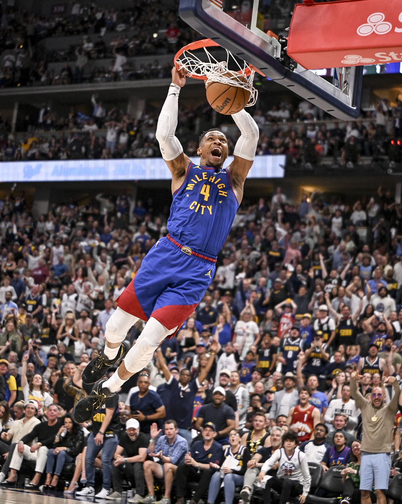 威少社媒官宣退役,18年NBA生涯落幕 威少社媒官宣退役,18年NBA生涯落幕